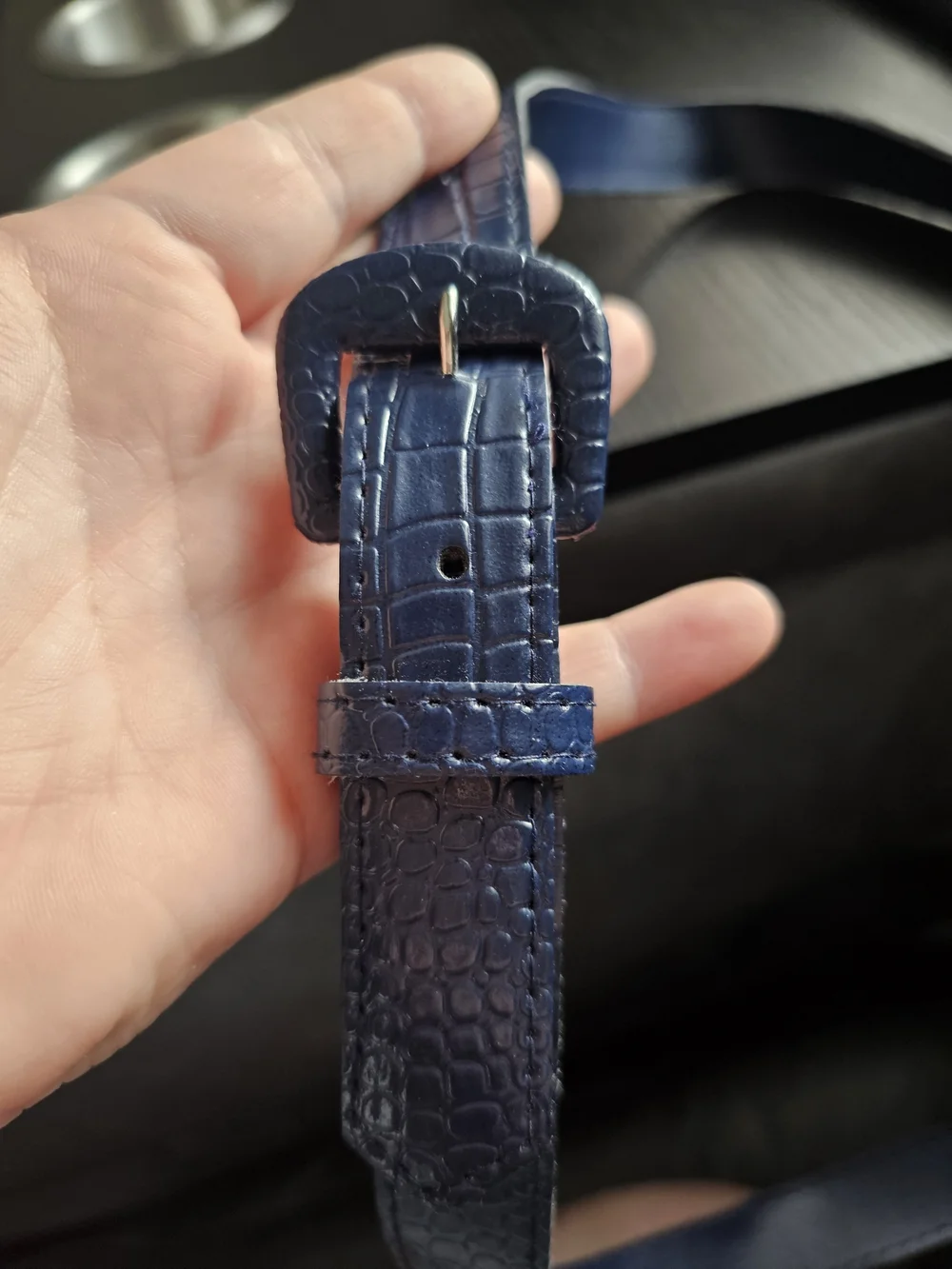 Vintage 80s Navy Blue Faux Croc Skinny Belt | Embossed Leather Look | Size 13